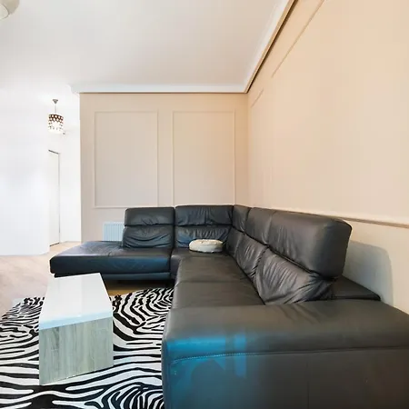 Luxury Pipera Apartment Voluntari Exterior photo